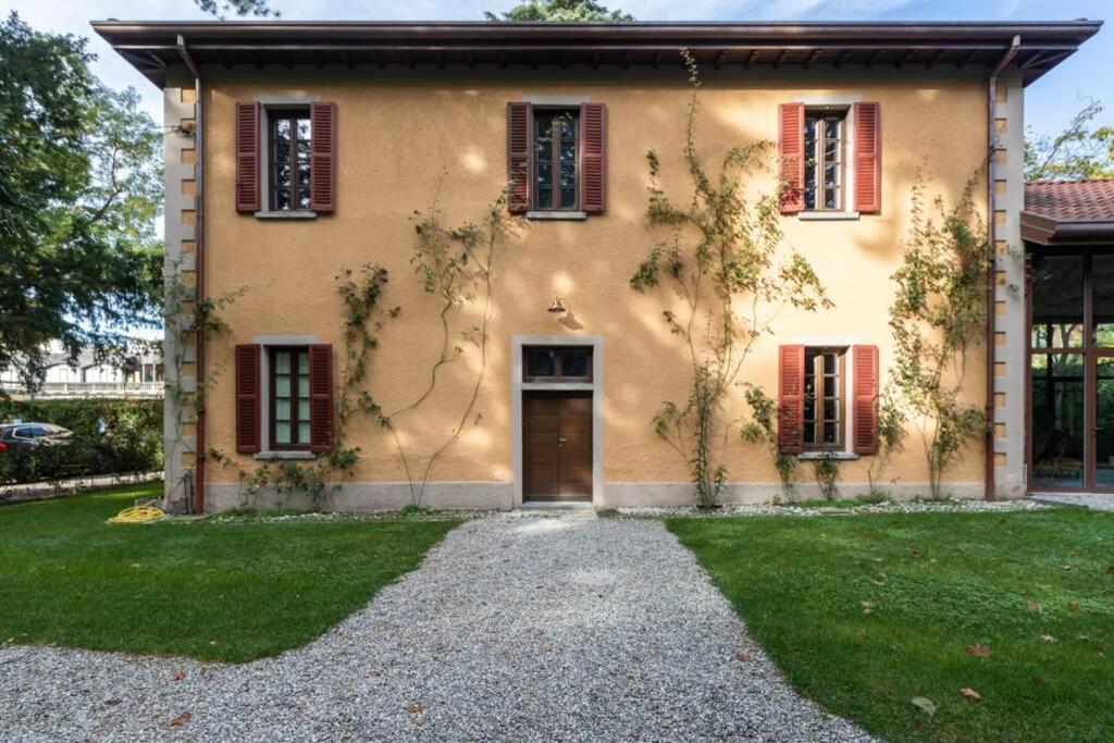 Bilocale Nel Parco Di Villa Erba Cernobbio Extérieur photo