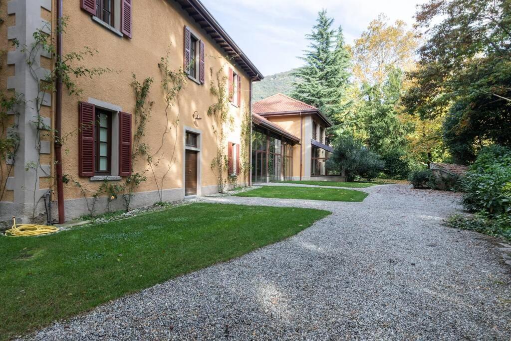 Bilocale Nel Parco Di Villa Erba Cernobbio Extérieur photo