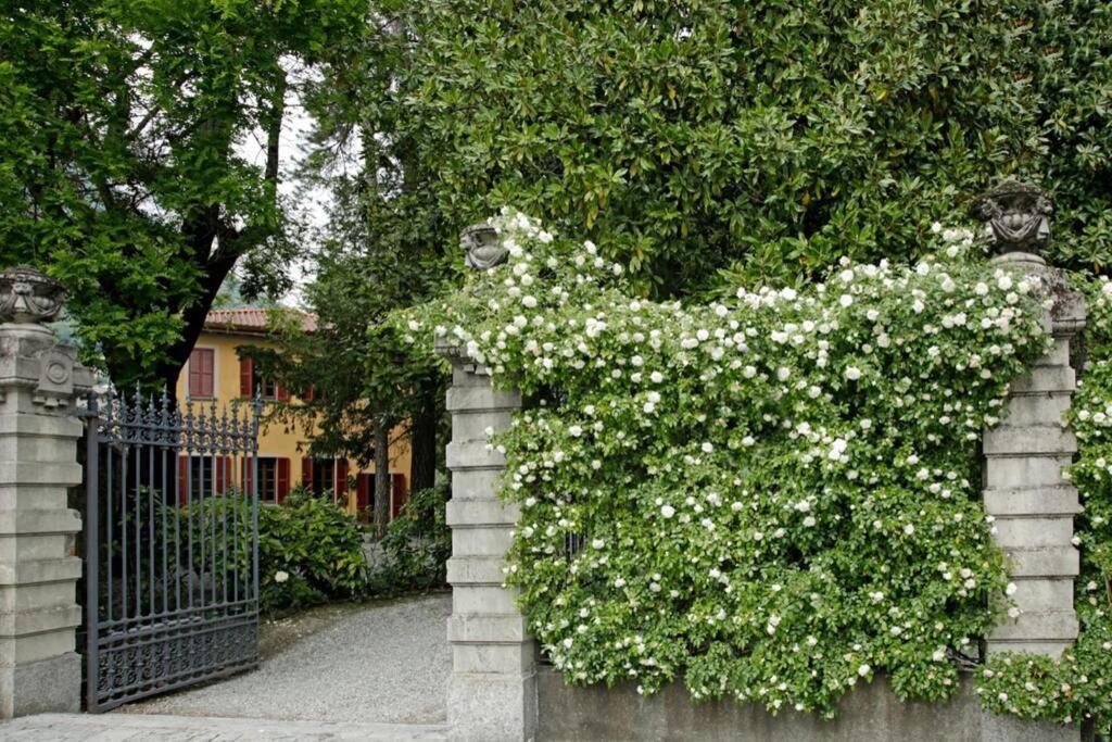 Bilocale Nel Parco Di Villa Erba Cernobbio Extérieur photo